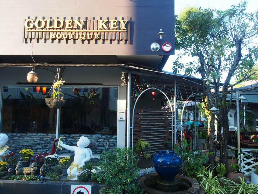 Golden Key Boutique Hotel